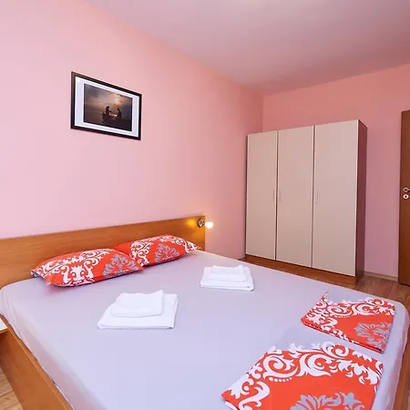 Dimitrovi * 帕莫瑞